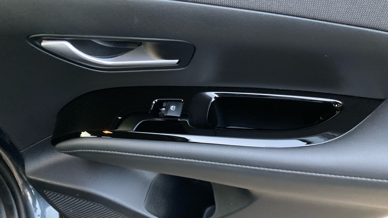 Hyundai TUCSON 1.6 TGDi Hybrid 230 Premium 5dr 2WD Auto Hybrid Estate